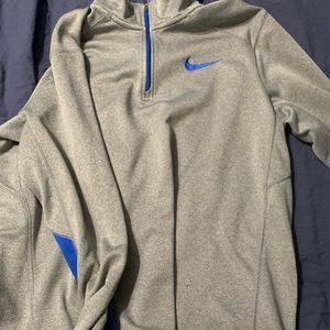 Nike pull over
